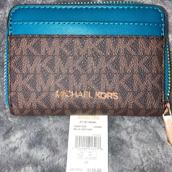 Michael Kors NWT Kenley Tote with matching wallet. - Picture 9 of 10